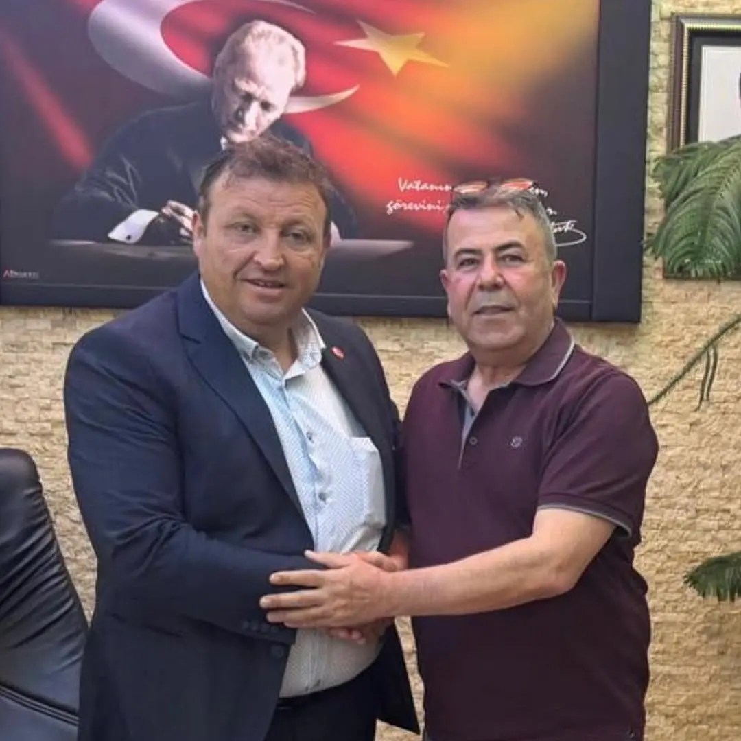 26 Yıllık Emek, Sayısız Güzel Hatıra: Yunus Emre Ortaokulu'nda Emekli Öğretmen Selçuk Argun