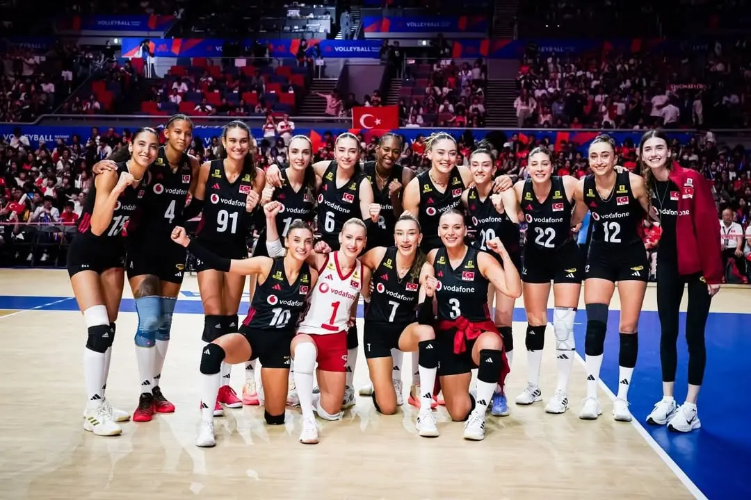 A Millî Kadın Voleybol Takımı, 2026 FIVB VNL Çeyrek Finalinde Kanada'yı 3-1 Mağlup Ederek Yarı Finale Yükseldi