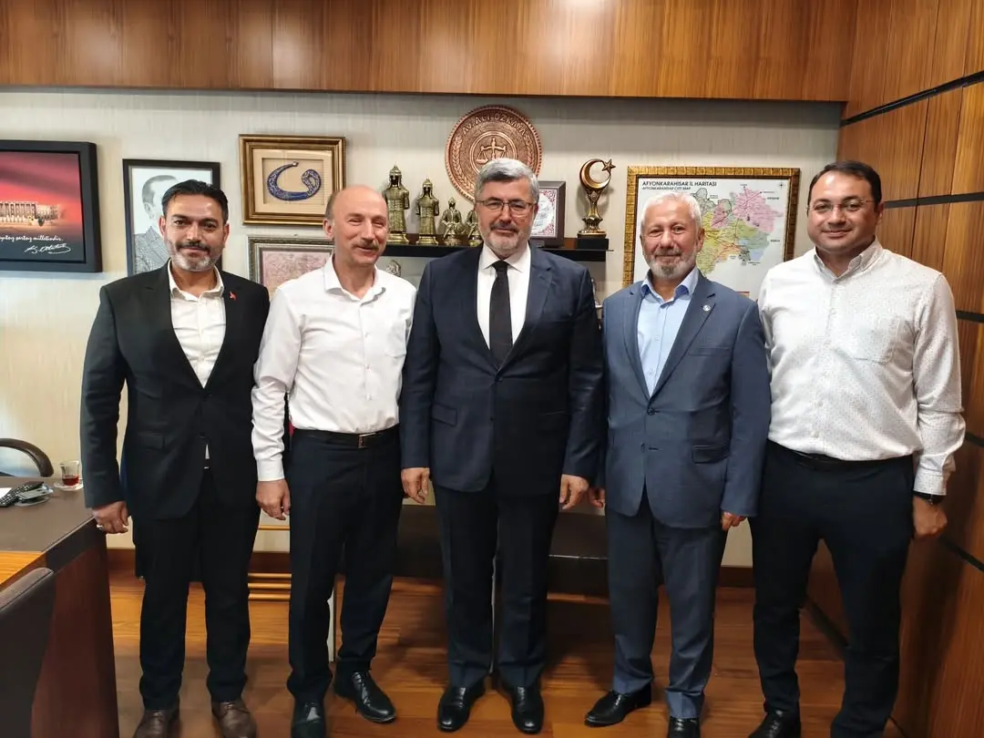 Afyonkarahisar Memur-Sen İl Temsilcisi Ali Keskin, Bağlı Sendikaların Şube Başkanlarını Misafir Etti