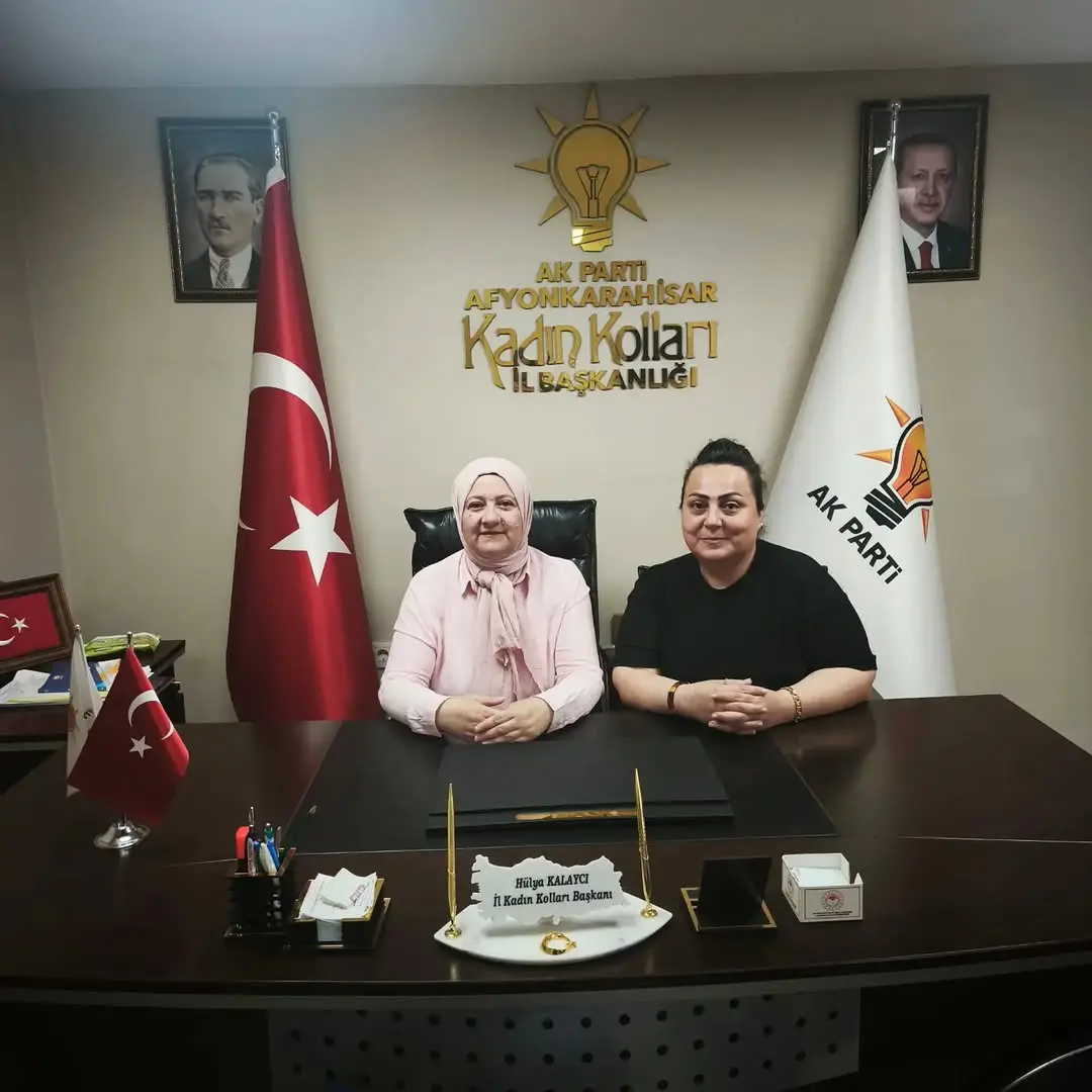 AK Parti Afyonkarahisar İl Kadın Kolları Nöbetçi Yönetim Kurulu Üyeleri Mercan Akkaya ve Yasemin Özsu Görev Başı Yaptı
