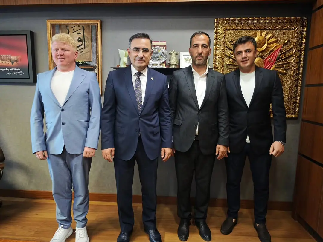 Ak Parti Afyonkarahisar Milletvekili Hasan Arslan, Güney Belediye Başkanı Ali Baran'ı Gazi Meclis'te Ağırladı