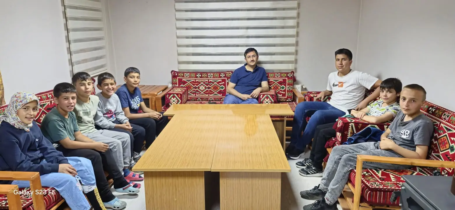İlçe Müftüsü, Diyanet Gençlik Merkezinde Gençlerle Buluştu