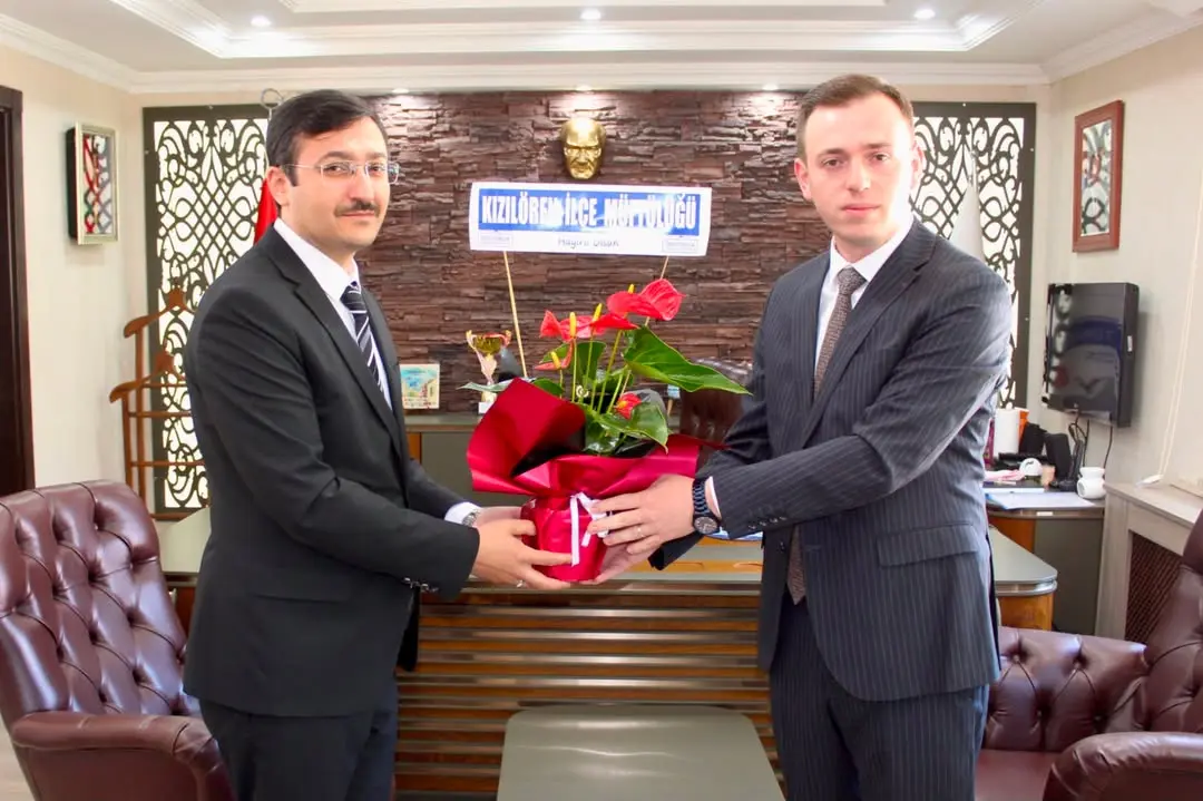 İlçe Müftüsü Hüseyin Aka, Yeni Atanan Kaymakam Yusuf Koçan'a Hayırlı Olsun Ziyaretinde Bulundu