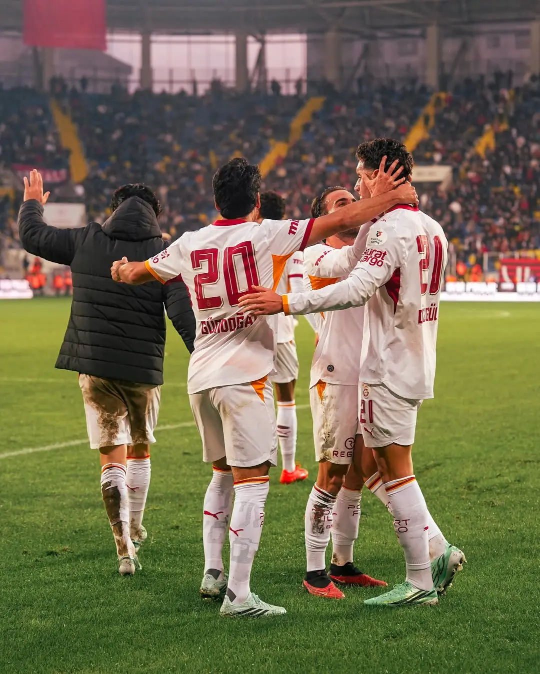 ???? İyi geceler Galatasaray ailesi! ????