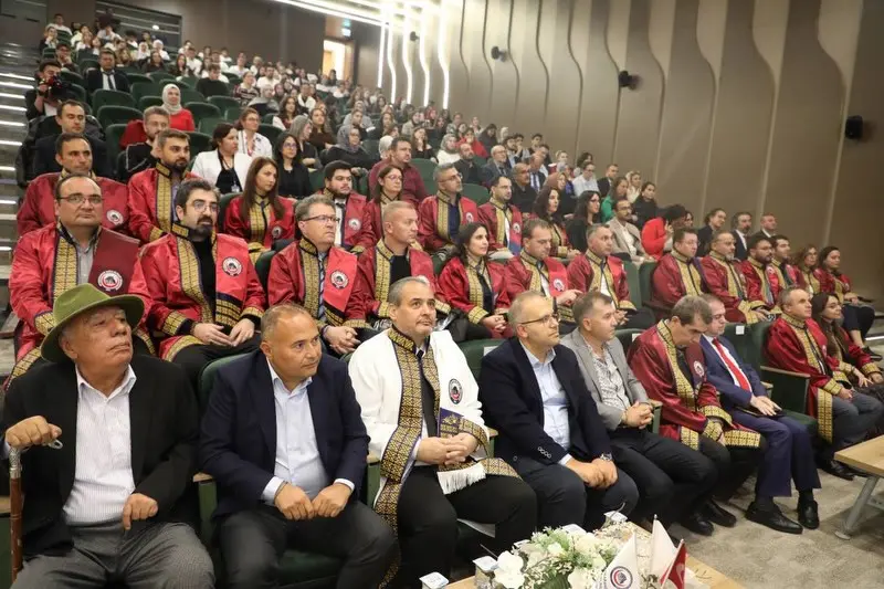 AFSÜ'de Bilime Katkı Sağlayanlar Ödüllendirildi