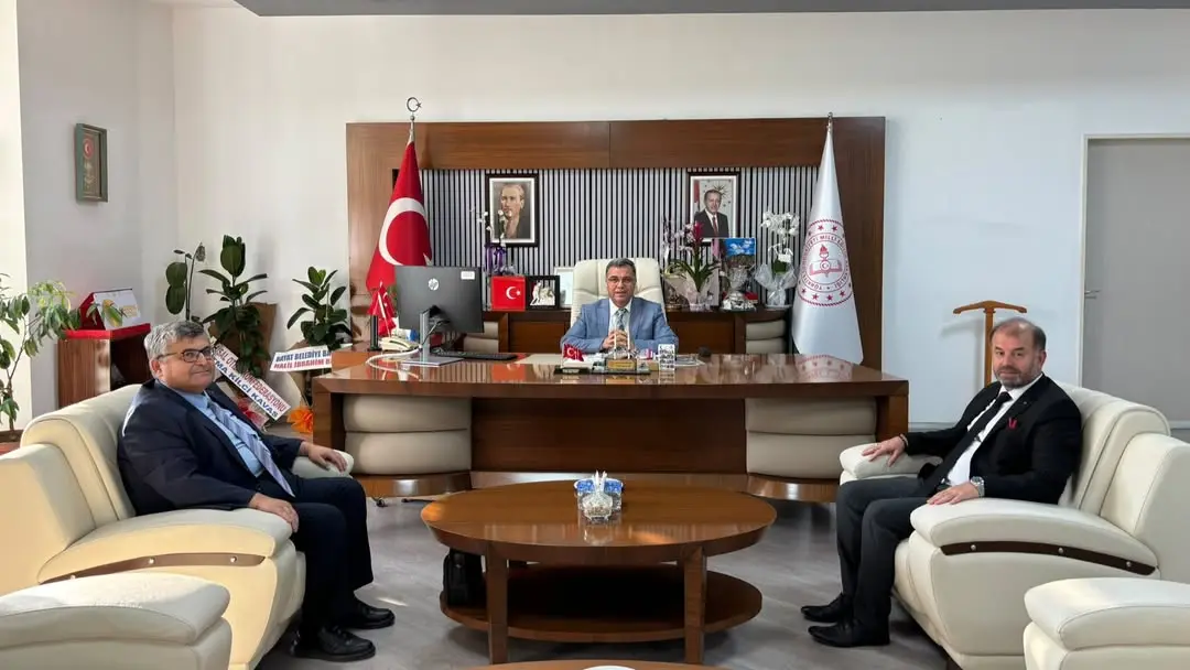 Afyonkarahisar Sağlık Bilimleri Üniversitesi Rektör Yardımcısı ve Öğrenci İşleri Daire Başkanı İl Milli Eğitim Müdürüyle Buluştu