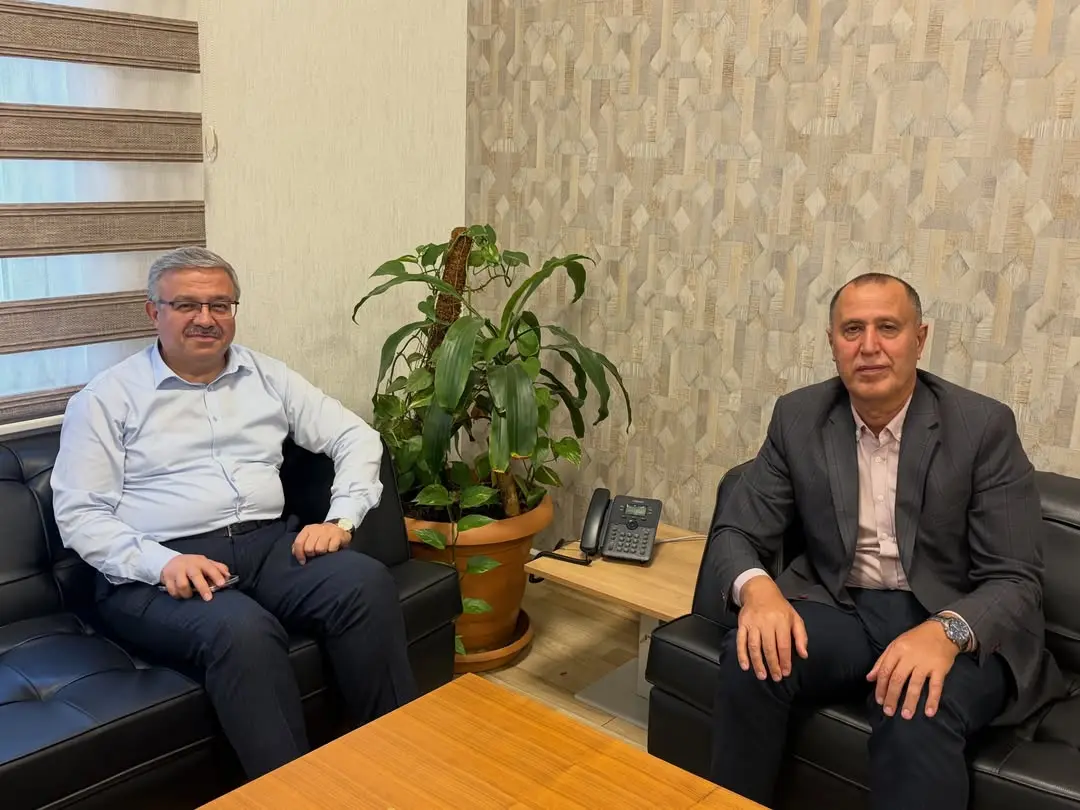 Ak Parti Milletvekili İbrahim Yurdunuseven Afyonkarahisar Devlet Hastanesi Başhekimini Ziyaret Etti