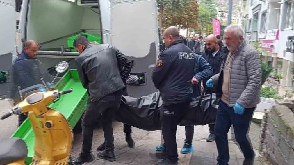 Amasya'da 16 Yaşındaki Genç Kız Evinde Ölü Bulundu