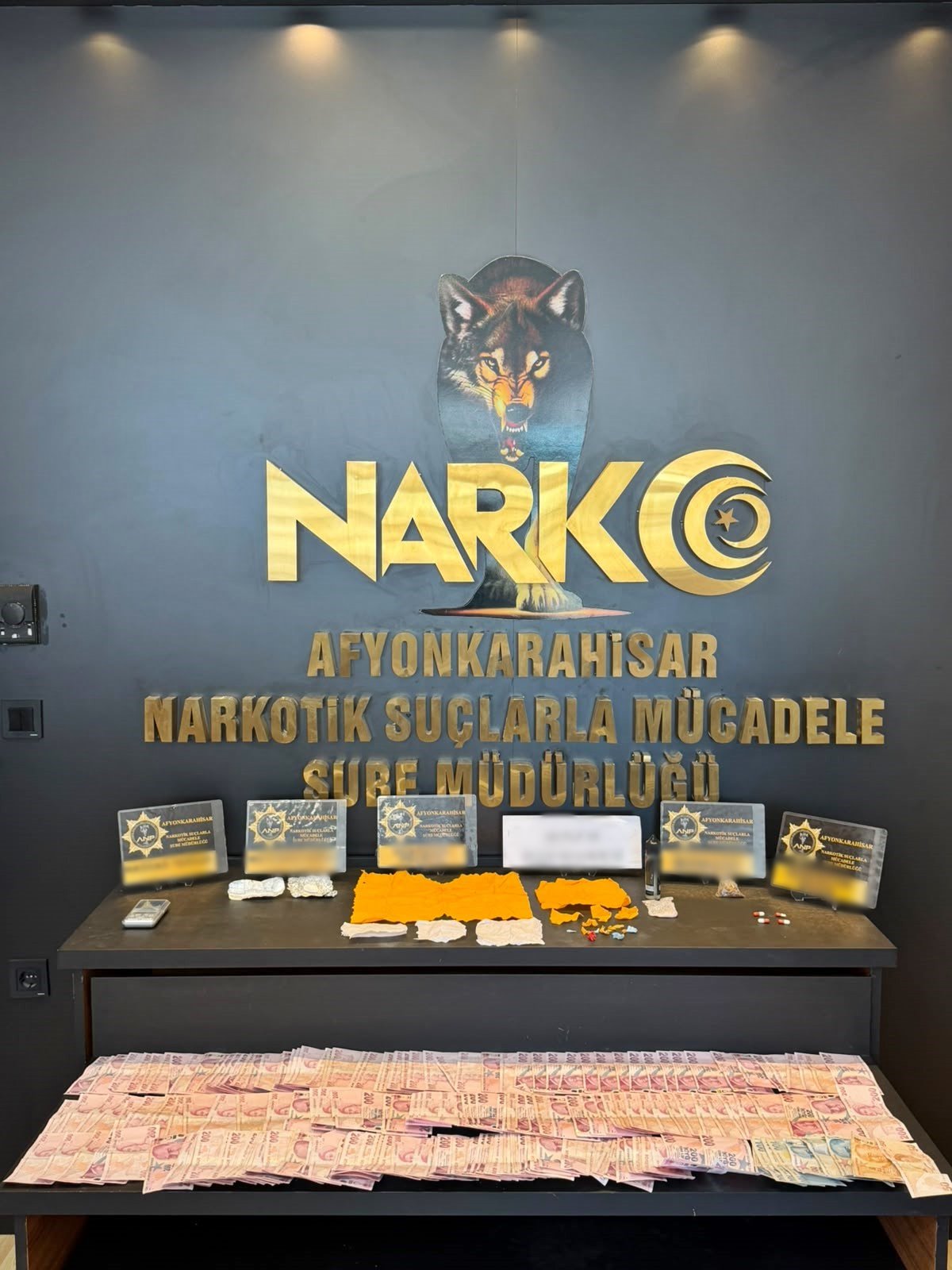 Emniyet Müdürlüğünden Sokak Satıcılarına Operasyon