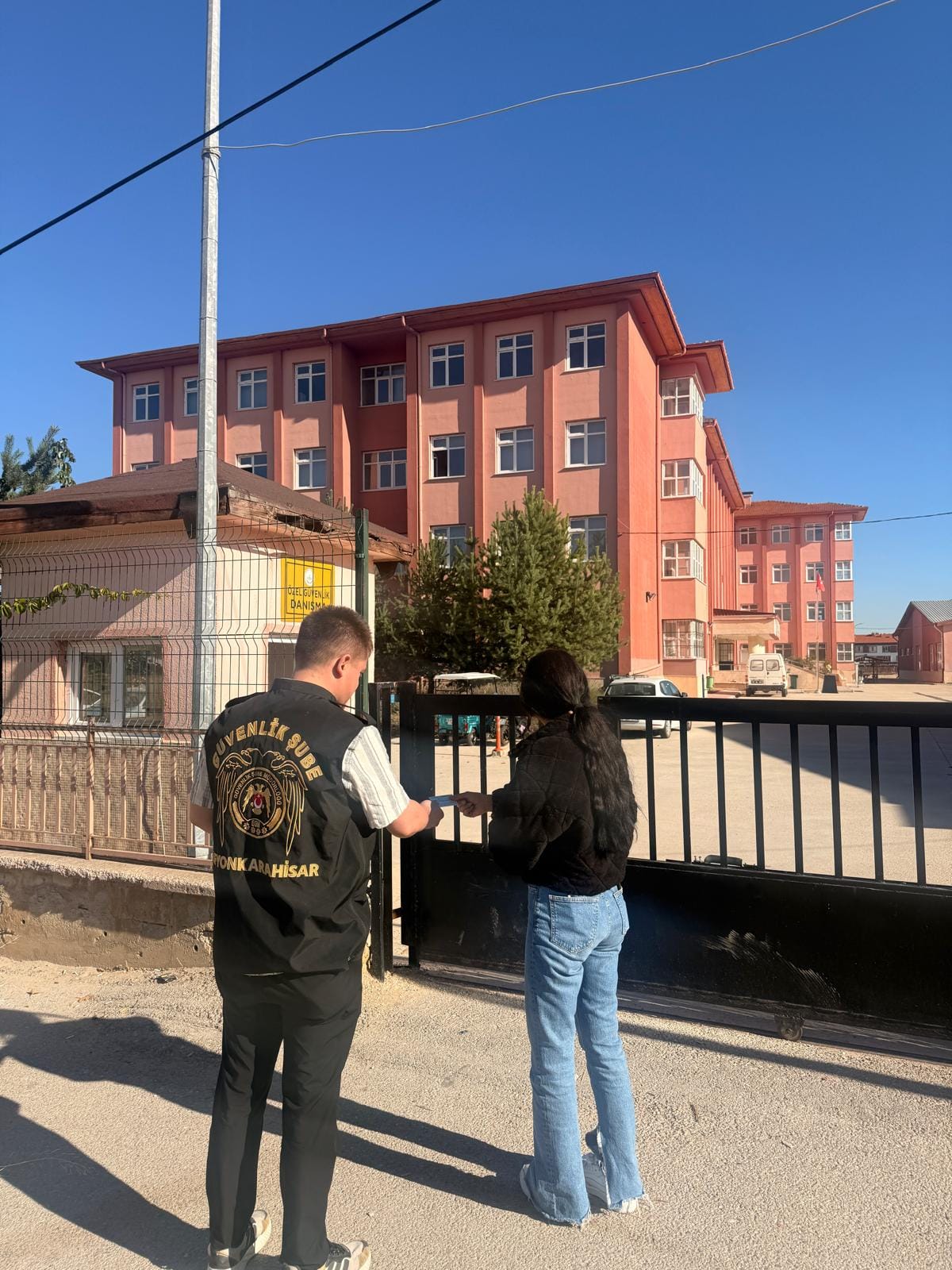 Emniyetten Okul Çevrelerinde Güvenlik Uygulaması