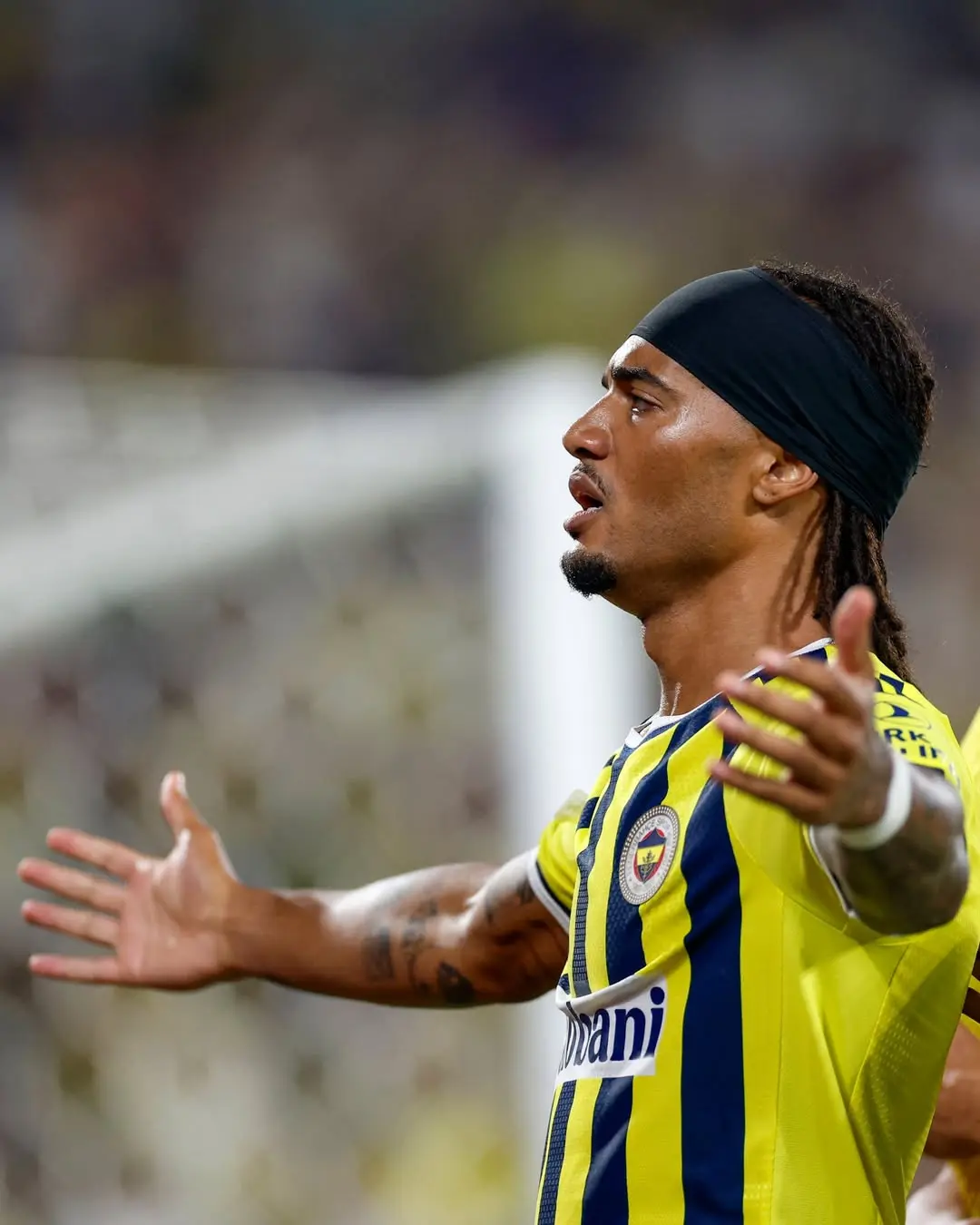 Fenerbahçe'nin Şampiyonlar Ligi Maçı Öncesi Archie Paylaşımı