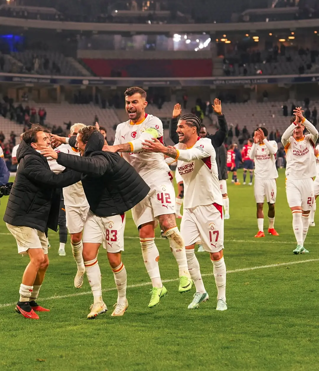Galatasaray Ailesine Günaydın Mesajı