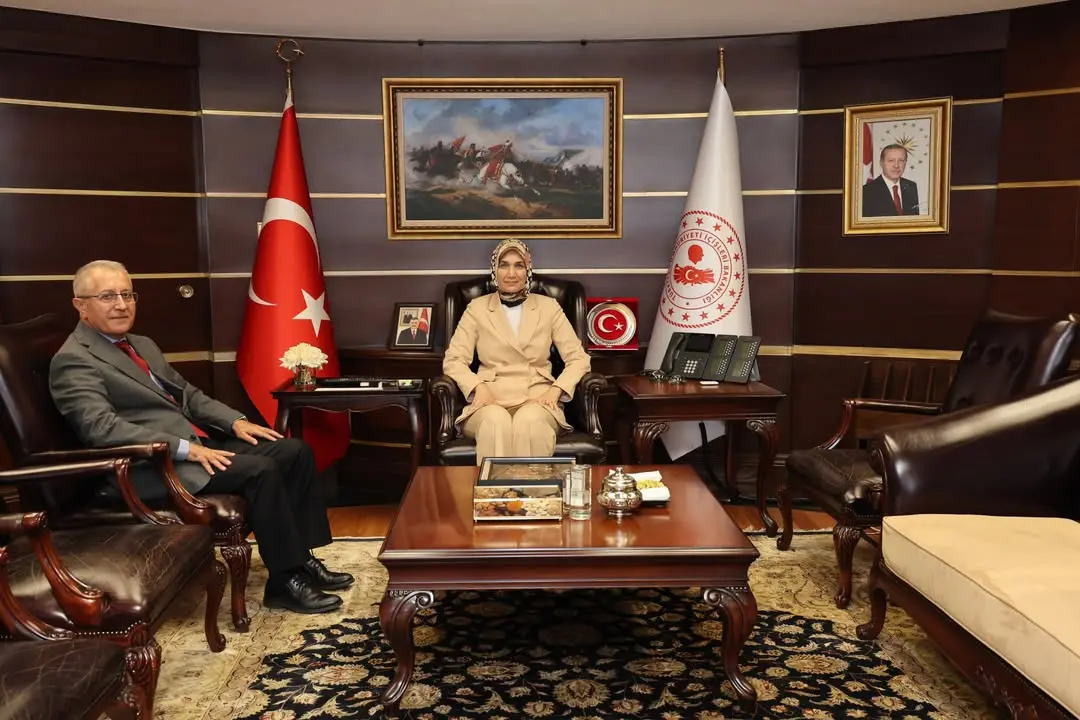 İçişleri Bakan Yardımcısı Doç. Dr. Kübra Güran Yiğitbaşı, JAV Eski Genel Müdürü Emekli Kurmay Albay Mehmet Boyraz'ı Ziyaret Etti