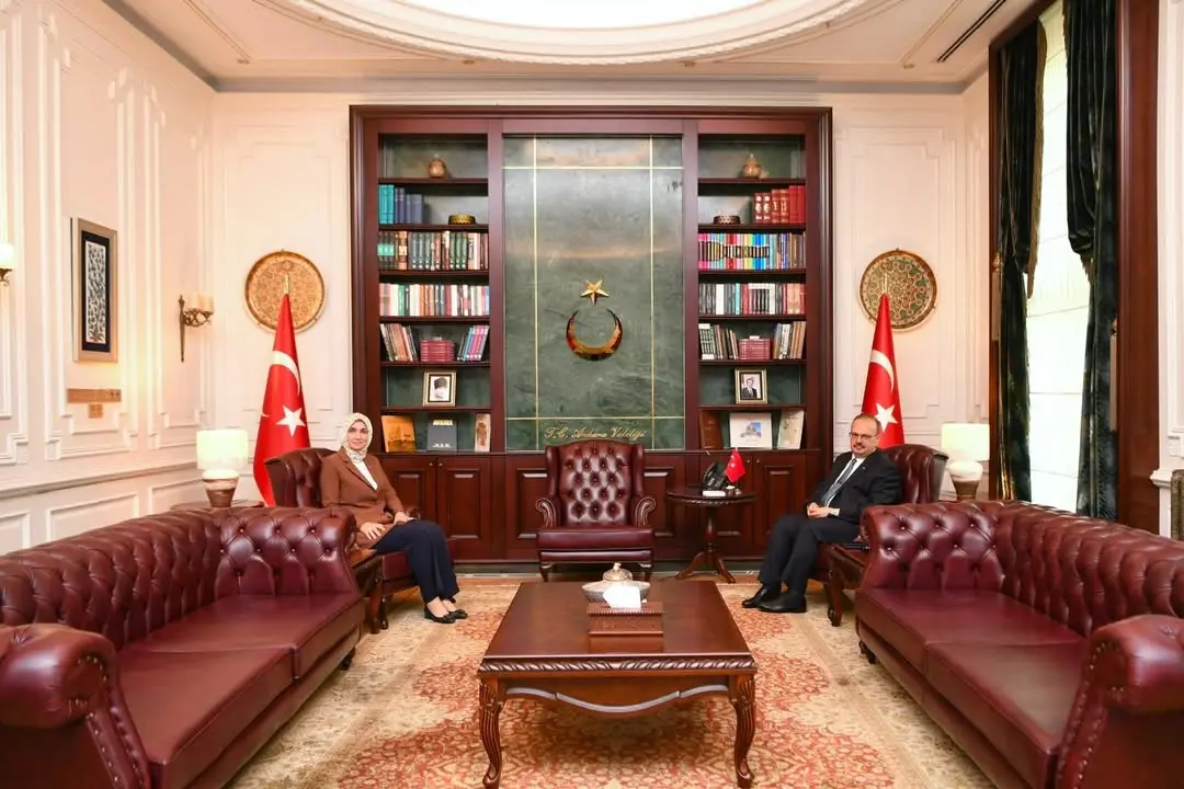 İçişleri Bakan Yardımcısı Kübra Güran Yiğitbaşı, Ankara Valisi Yakup Canbolat'ı Ziyaret Etti