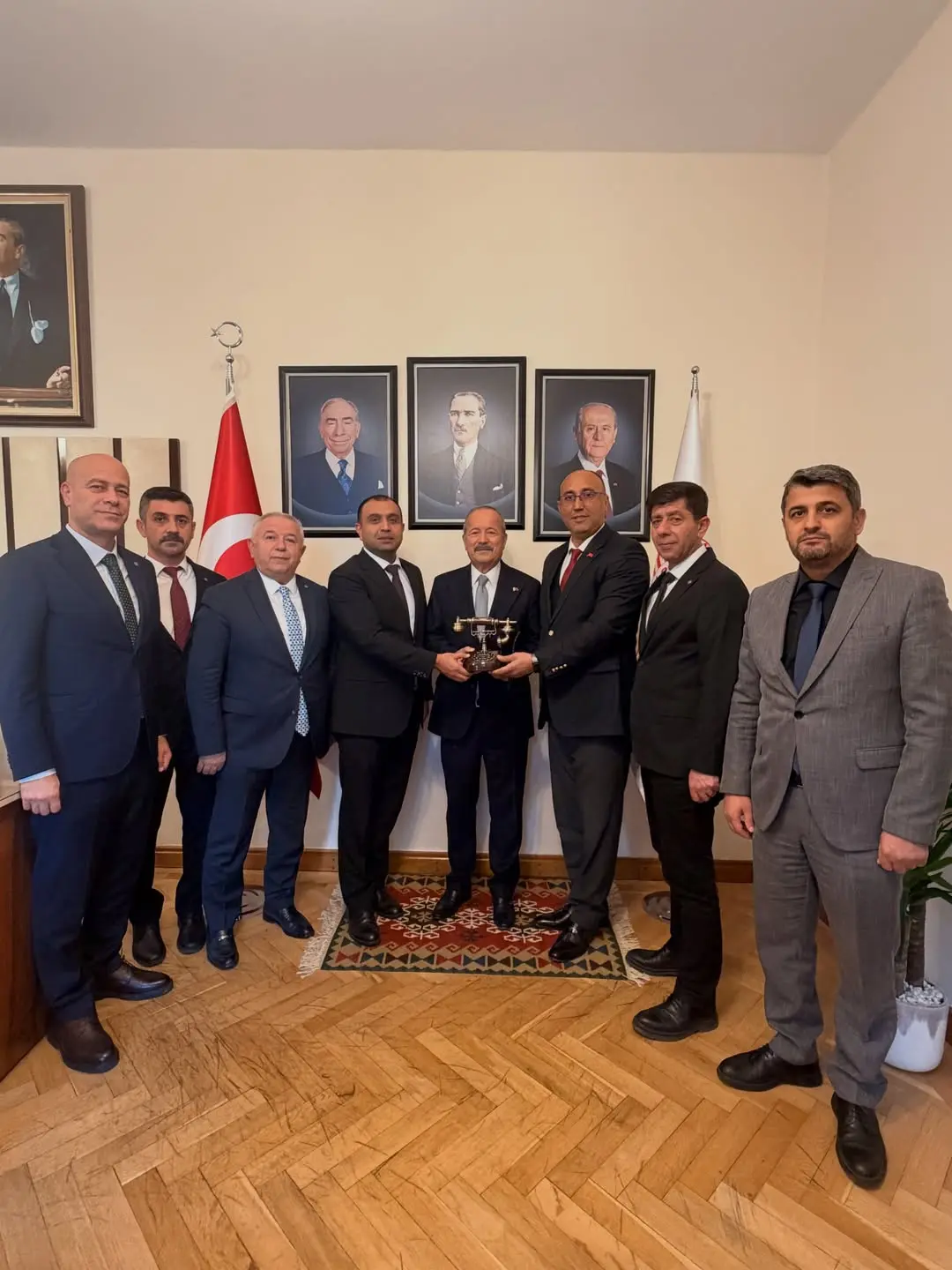 Mhp Afyonkarahisar Milletvekili Mehmet Taytak'tan Haber-İş Sendikası Şube Başkanlarına Teşekkür