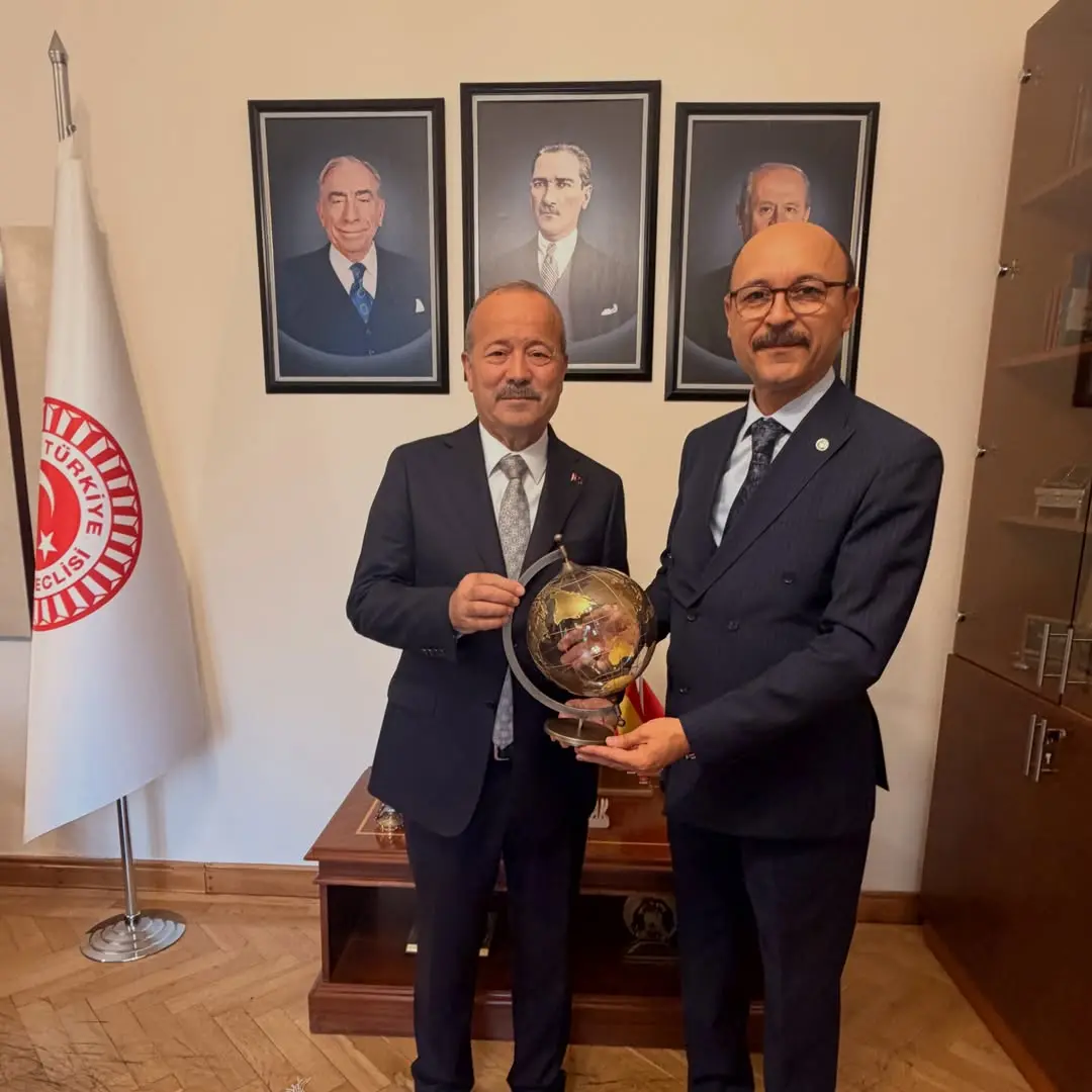 Mhp Afyonkarahisar Milletvekili Mehmet Taytak, Türk Eğitim-Sen Genel Başkanı Talip Geylan'ı Ziyaret Etti