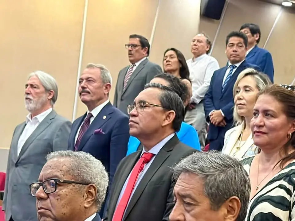 Şahin Tin, Kolombiya'da Parlamento Oturumuna Katıldı