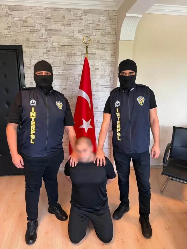 T.C. İçişleri Bakanlığı'ndan Önemli Operasyon: 2 Organize Suç Örgütü Elebaşı Türkiye'ye İade Edildi