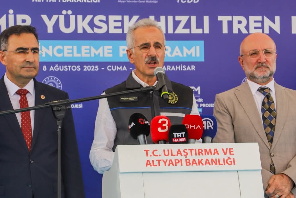 Ankara-İzmir Yüksek Hızlı Tren Projesi'nde Çalışmalar Devam Ediyor