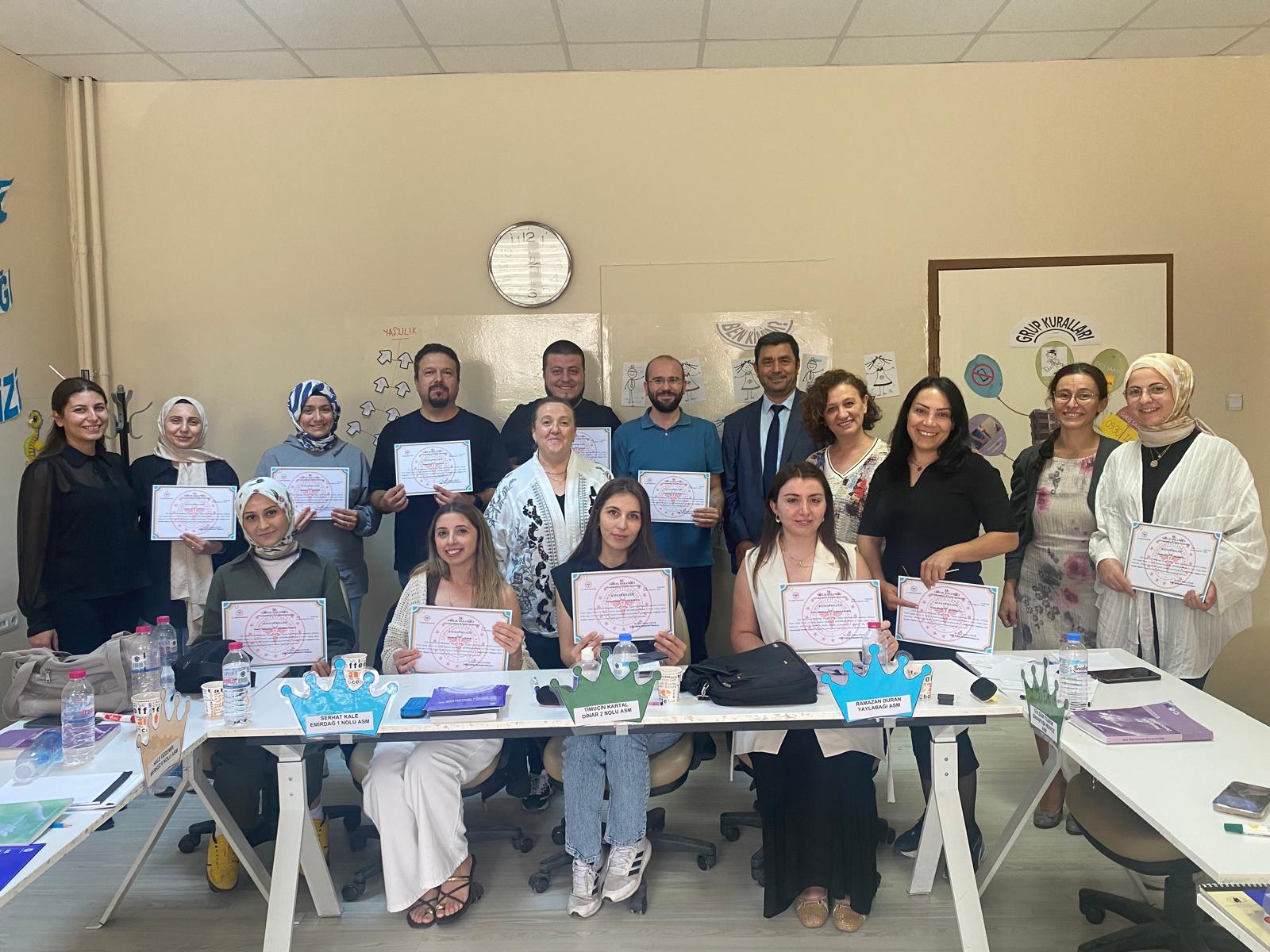 Anne ve Bebek Sağlığı İçin Üreme Sağlığı Eğitimleri Devam Ediyor