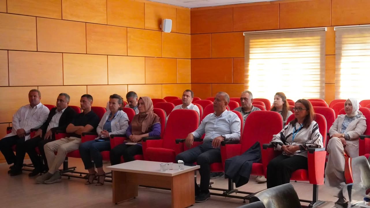 Afyonkarahisar Devlet Hastanesi'nde Eğitim Toplantısı Yapıldı