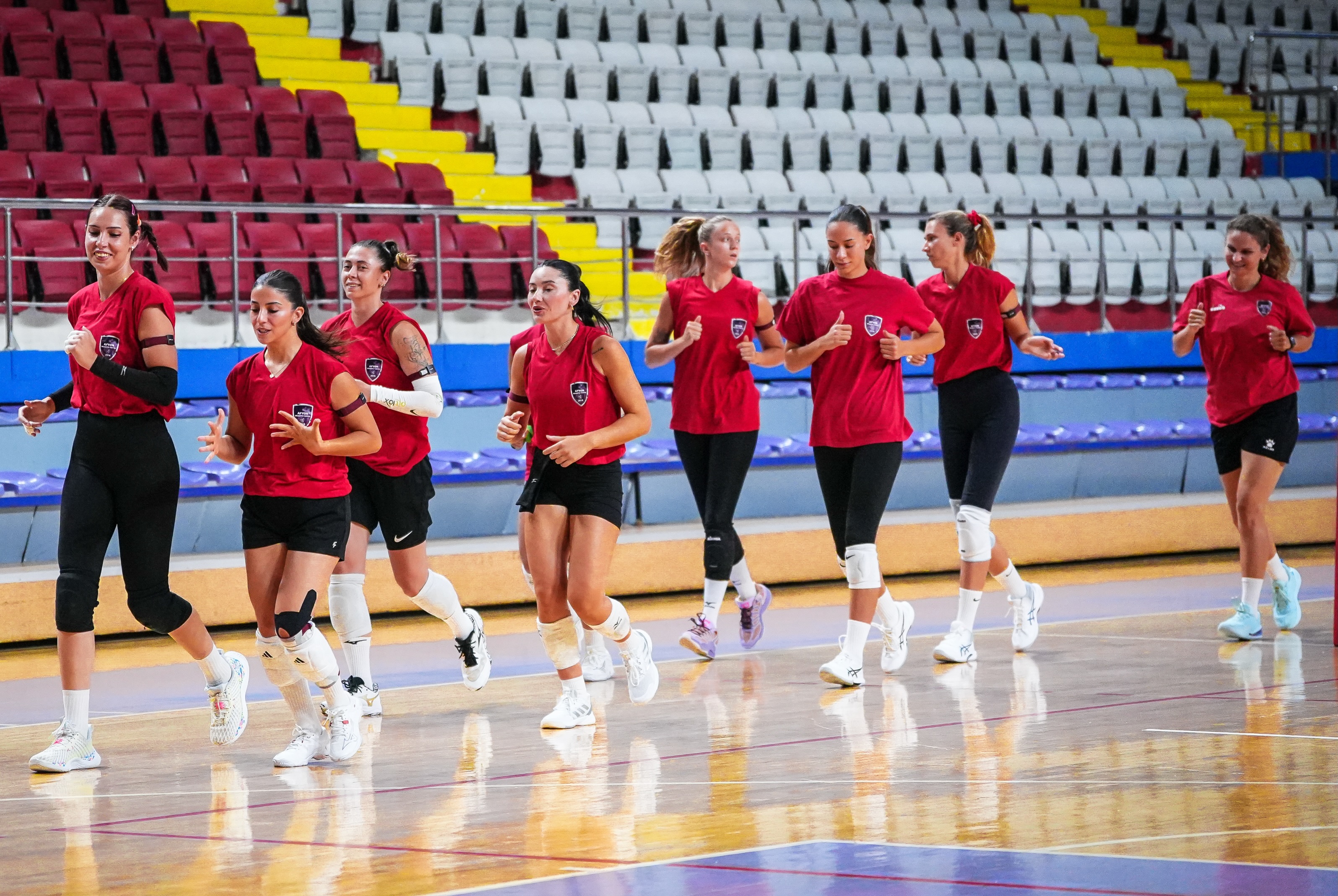 Afyon Belediye Yüntaş Spor Kulübü antrenmanlarını sürdürüyor