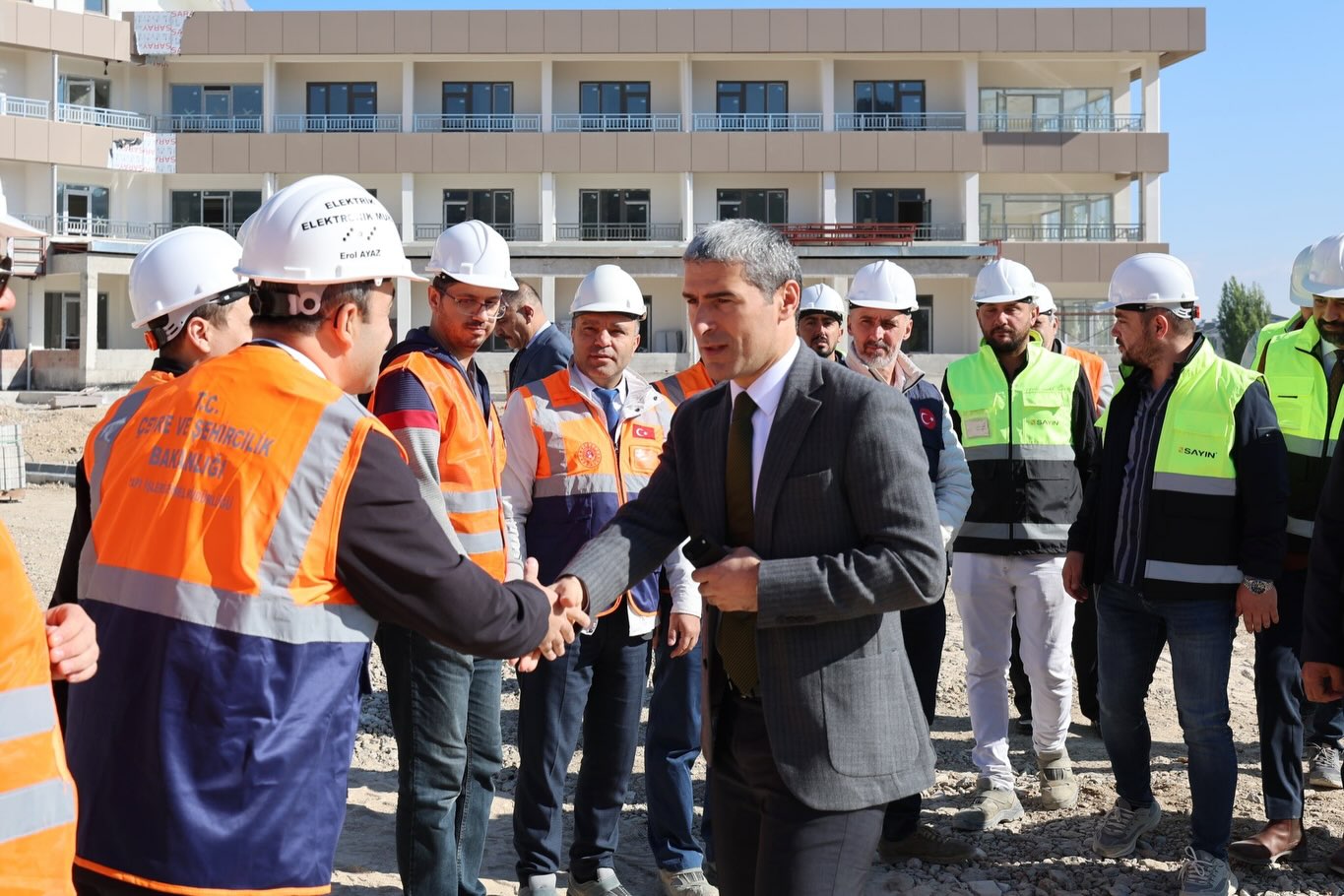 Vali Aktaş'tan Huzurevi İnceleme