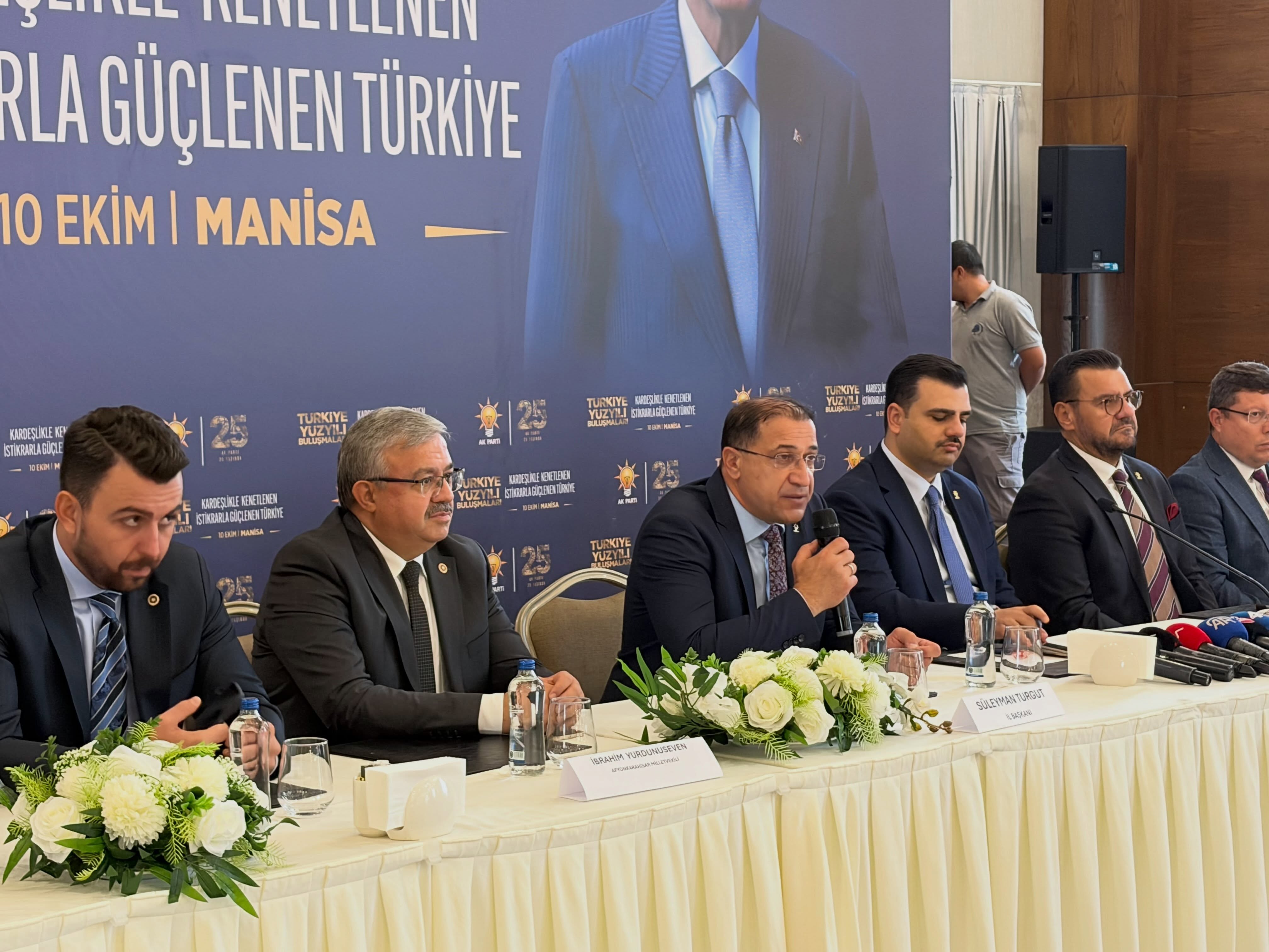 Türkiye Yüzyılı Buluşmaları Devam Ediyor