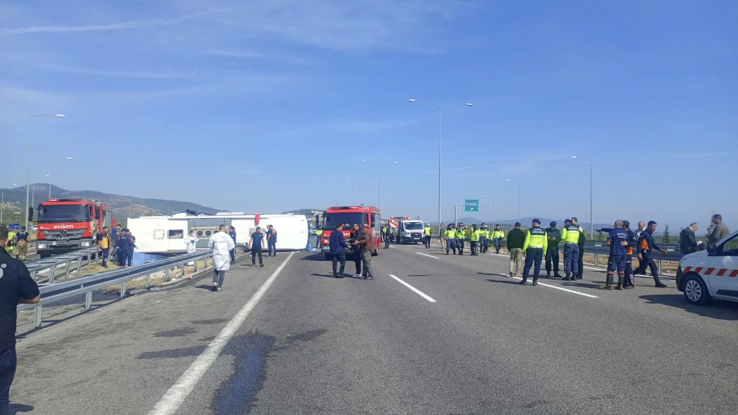 Akhisar'da Trafik Kazası: 11 Ölü