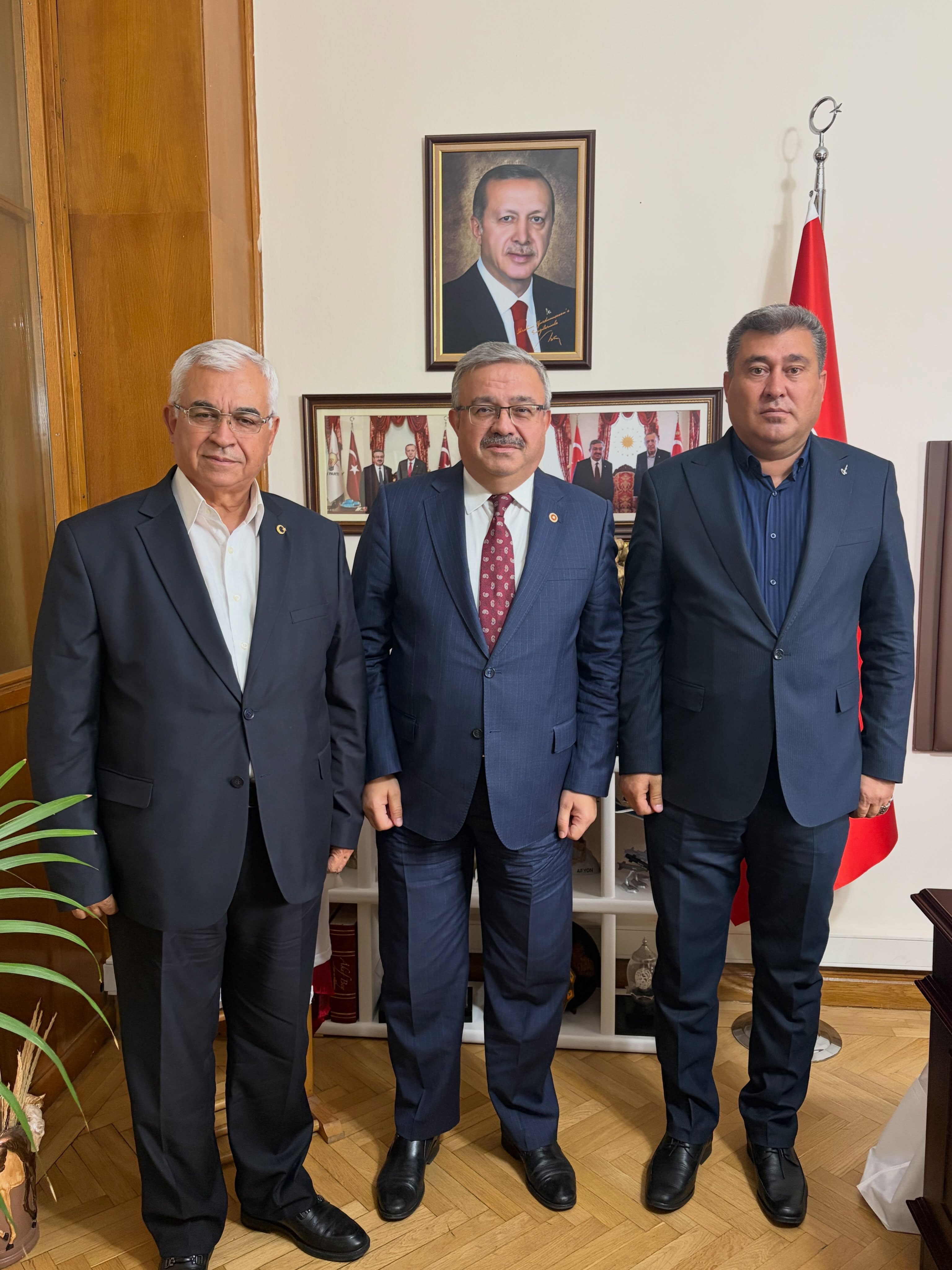 Sinanpaşa ve Kılıçarslan'dan Ziyaret