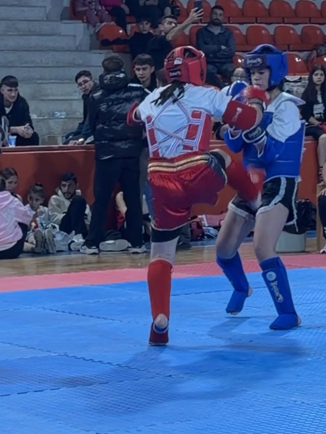 Bayat Belediyesi MuayThai Cumhuriyet Kupası'na destek verdi