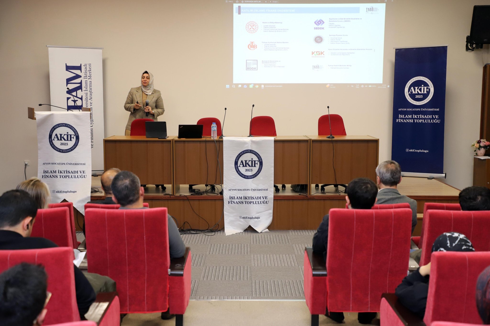 Katılım Finansı AKÜ’de Tartışıldı