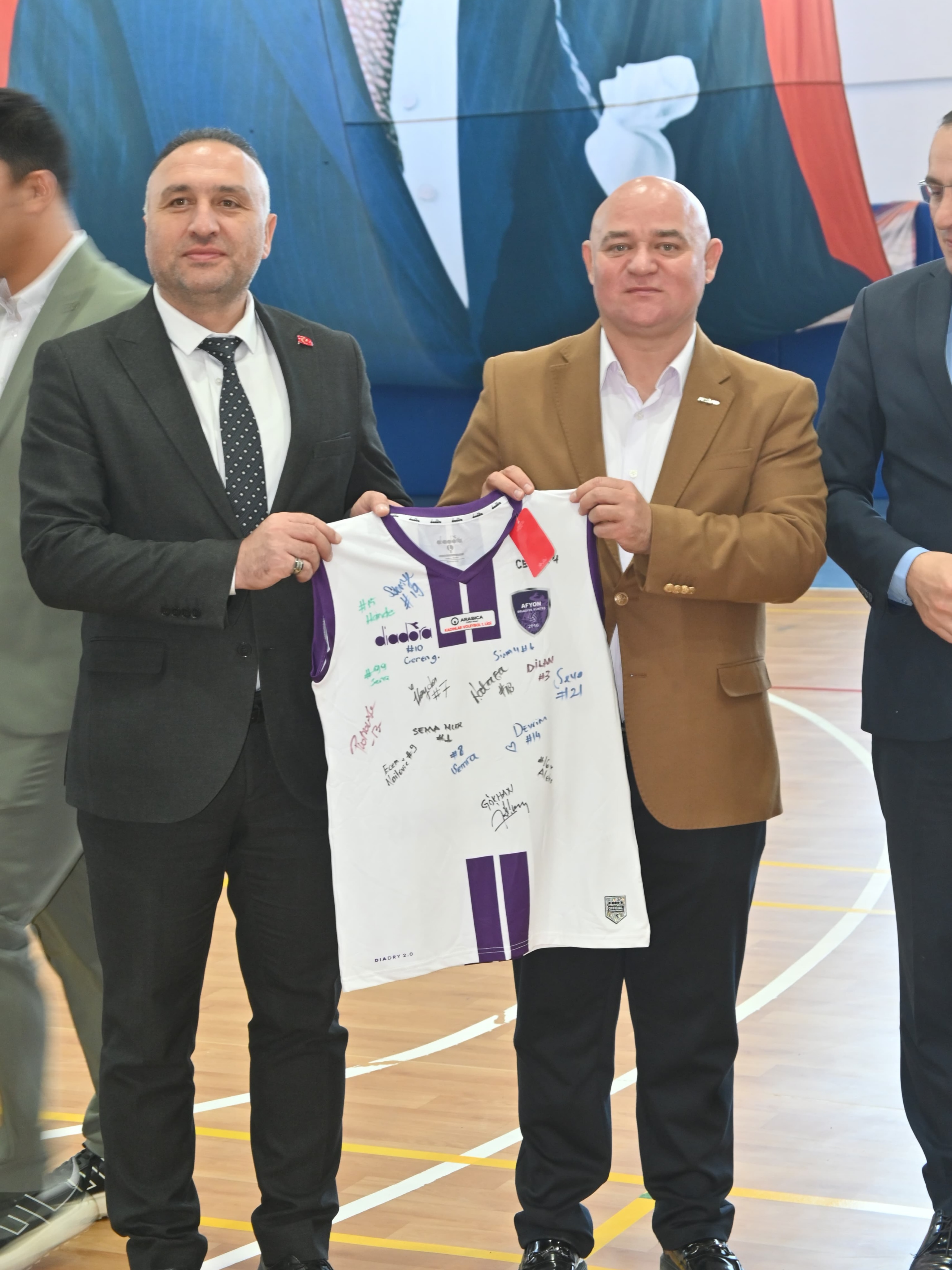 Spor Malzemeleri Teslim Töreni Gerçekleşti