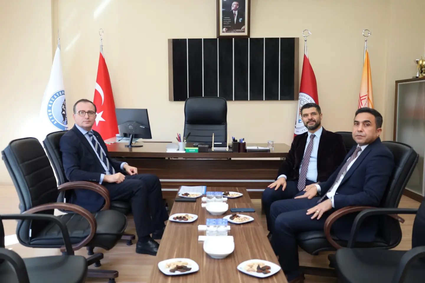 Kaymakam Akgül, Dinar Yüksekokullarını Ziyaret Etti