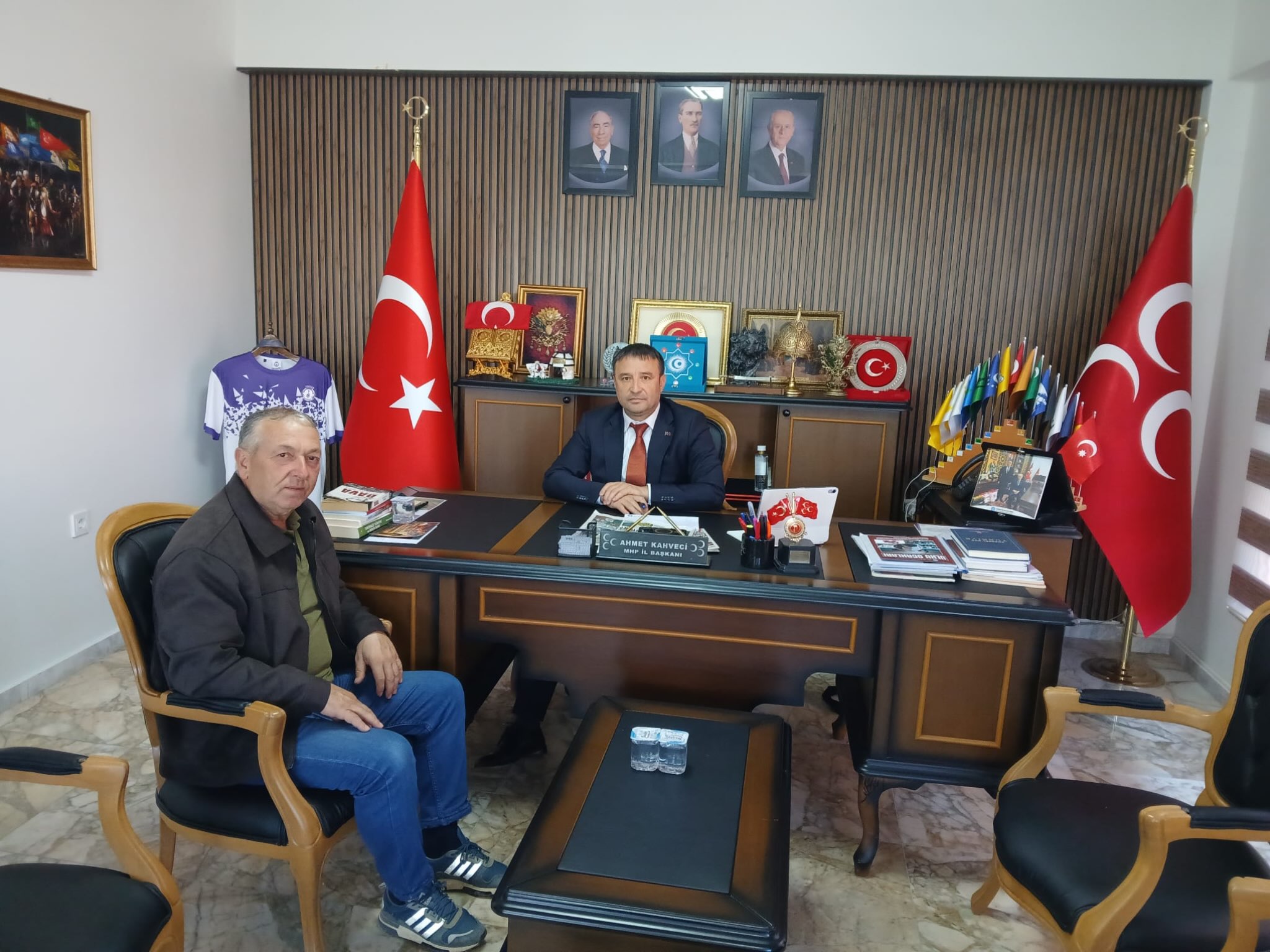 İhsaniye Muhtarı'ndan Ziyaret