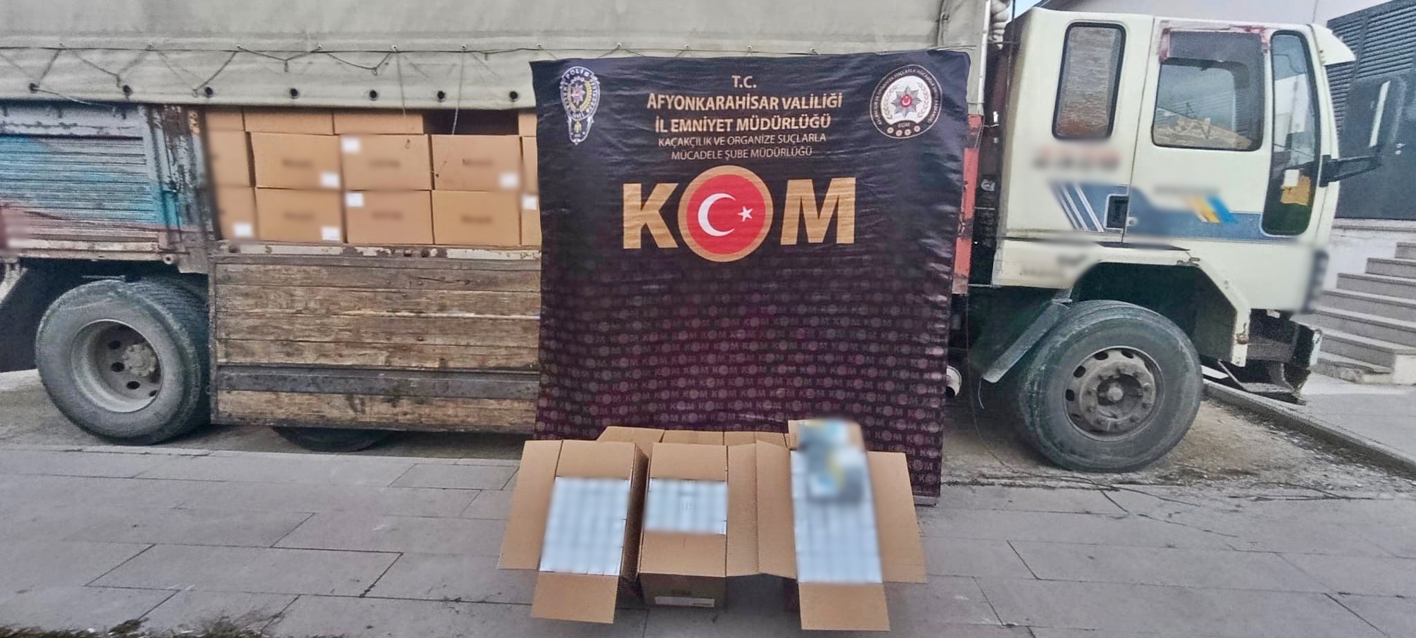 4 Milyon 100 Bin Sahte Bandrollü Makaron Ele Geçirildi