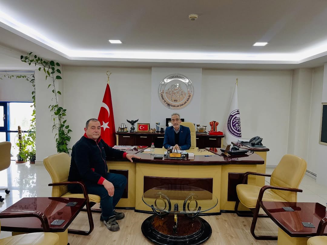 Afyonkarahisar Esnaf ve Sanatkarlar Odaları Birliği Başkanı Cengiz ÜSTÜN, Esnafımızdan Sayın Ali LÜLE'ü Ziyaret Etti