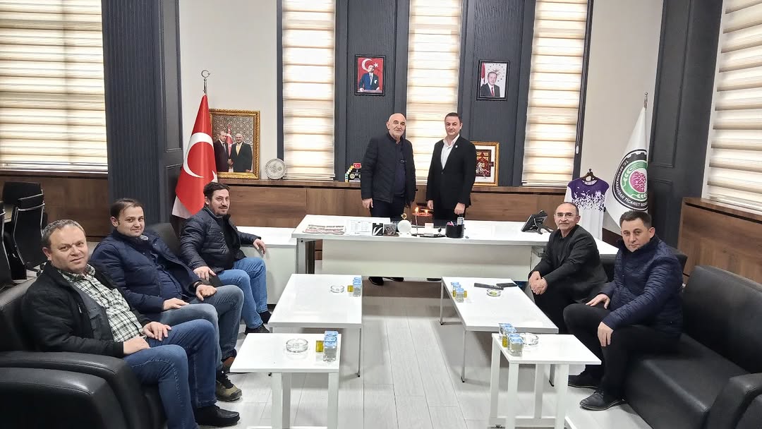 Afyonkarahisar Ticaret Borsası Yönetim Kurulu Başkanı Mehmet Mühsürler, Kırka Belediye Başkanı ve Eski Üye Hakan Şahin'in Doğum Gününü Kutladı