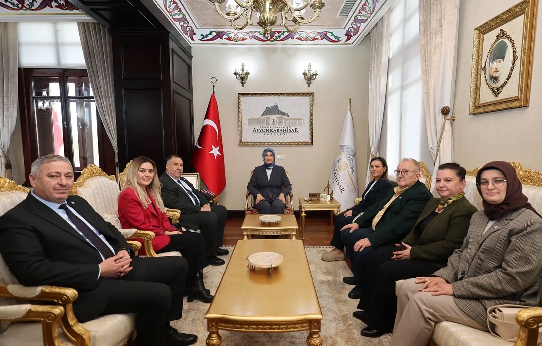 Afyonkarahisar Valiliği'nden Doç. Dr. Kübra Güran Yiğitbaşı'na İYİ Parti İl Başkanı Ziyareti