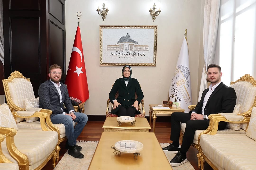 Afyonkarahisar Valiliği, Türkiye Binicilik Federasyonu İl Temsilcisi ve İş İnsanını Kabul Etti