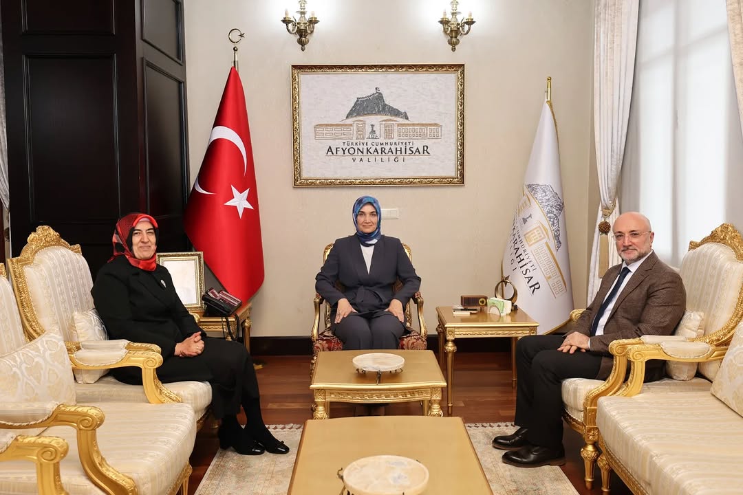 Afyonkarahisar Valiliği, Vali Doç. Dr. Kübra Güran Yiğitbaşı'na Hayırlı Olsun Ziyareti Yapıldı