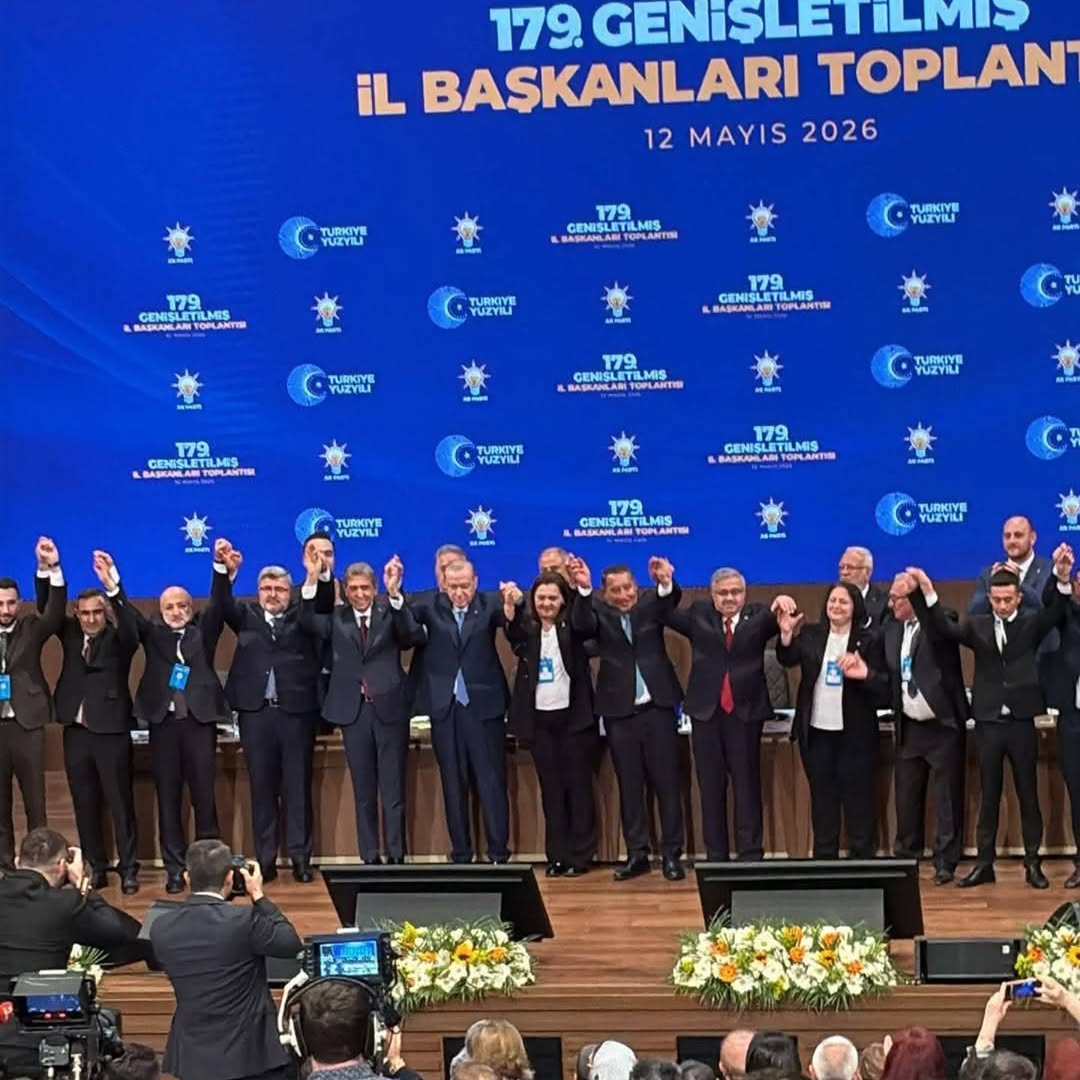 Afyonkarahisar ve Dinar Belediye Başkanları AK Parti'ye Katıldı