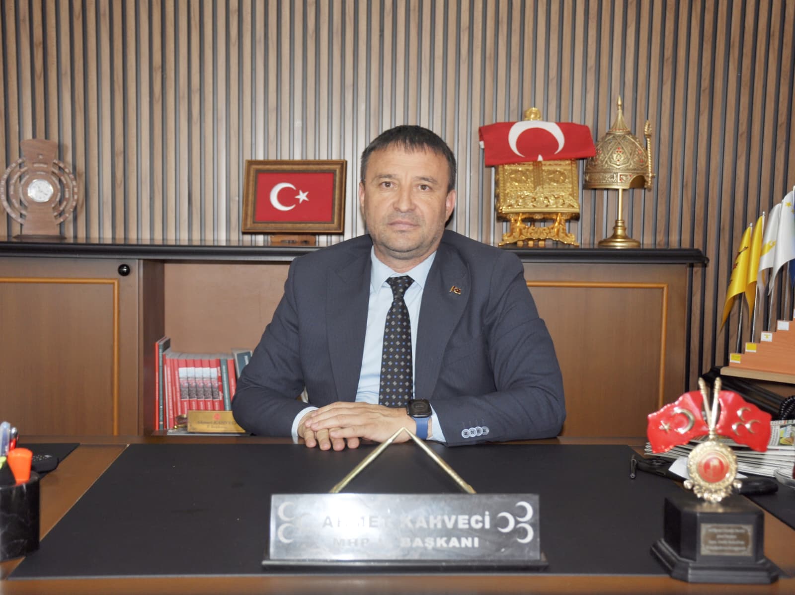 Ahmet Kahveci:“Bayrak Şehitlerimizin Emanetidir”