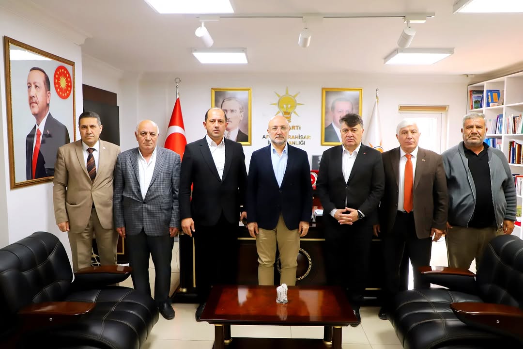 AK Parti Afyonkarahisar İl Başkanlığı, Şoförler ve Otomobilciler Esnaf Odası Başkanı İbrahim Karataş'ı Ağırladı