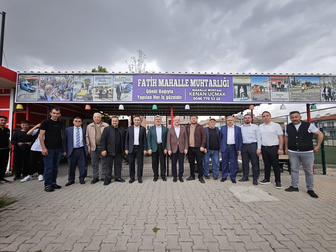 Ak Parti Afyonkarahisar Milletvekili Ali Özkaya, Fatih Mahallesi Muhtarı Kenan Uçmak'ı Ziyaret Etti