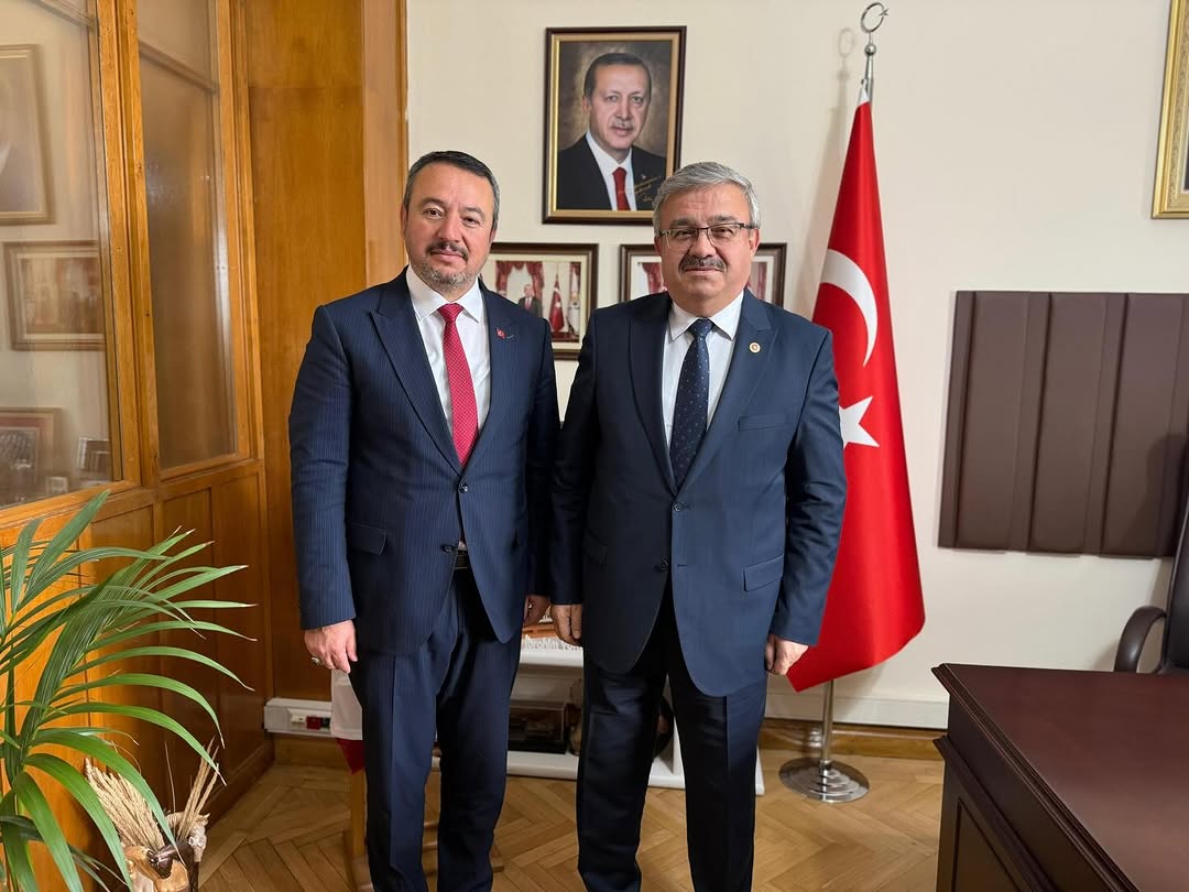 Ak Parti Milletvekili İbrahim Yurdunuseven'den Sandıklı Belediye Başkanı Adnan Öztaş'a Teşekkür Ziyareti