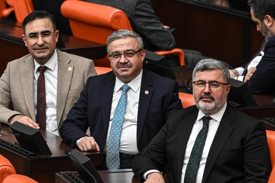 Ak Parti Milletvekili İbrahim Yurdunuseven TBMM'de Genel Kurul Çalışmalarını Sürdürüyor