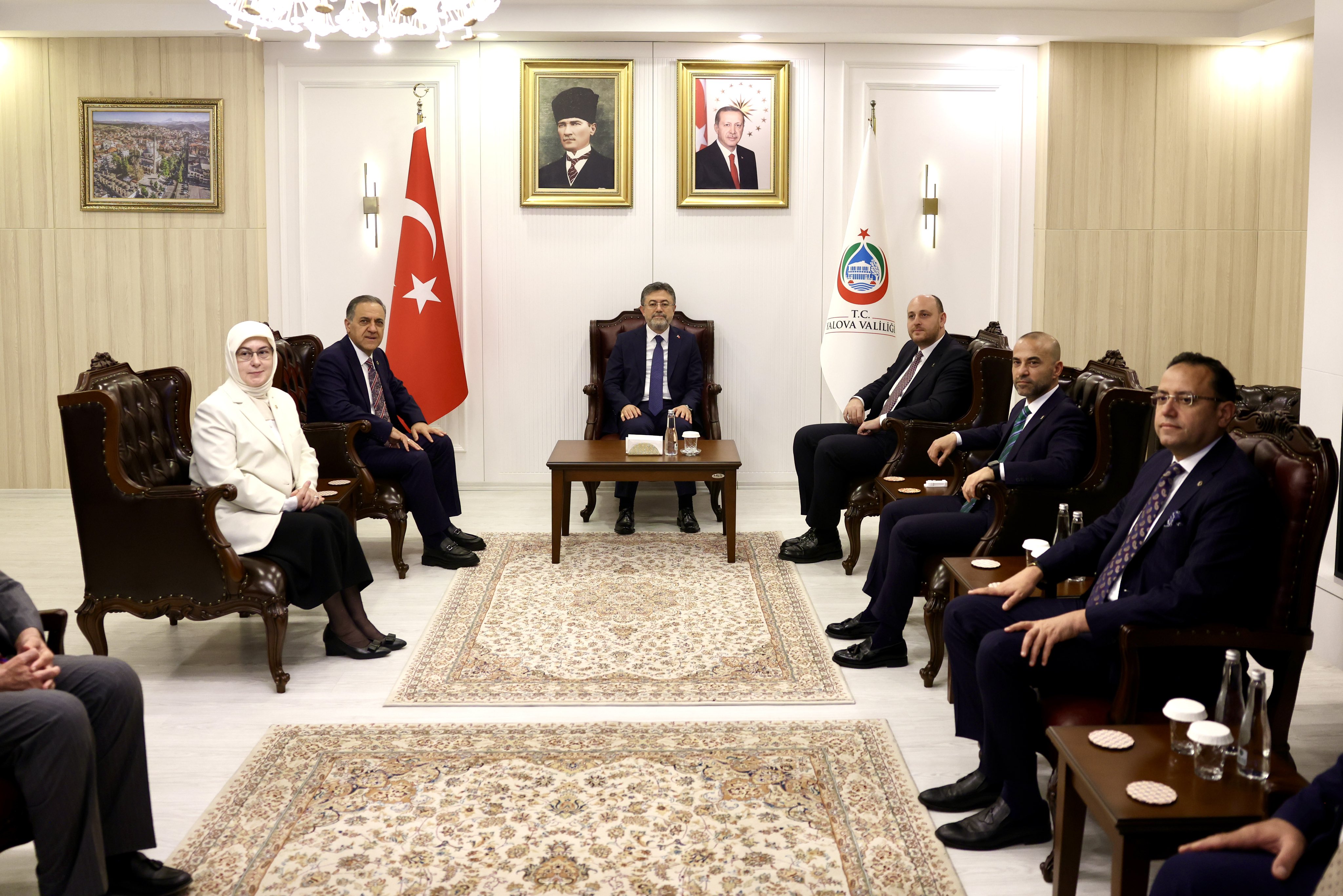 Bakan Yalova Valiliği'ni Ziyaret Etti