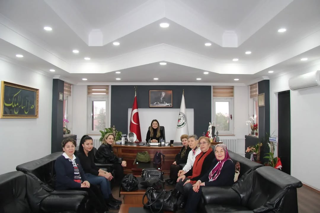 CHP Afyonkarahisar İl Kadın Kolları, Baro Başkanı İle Buluştu