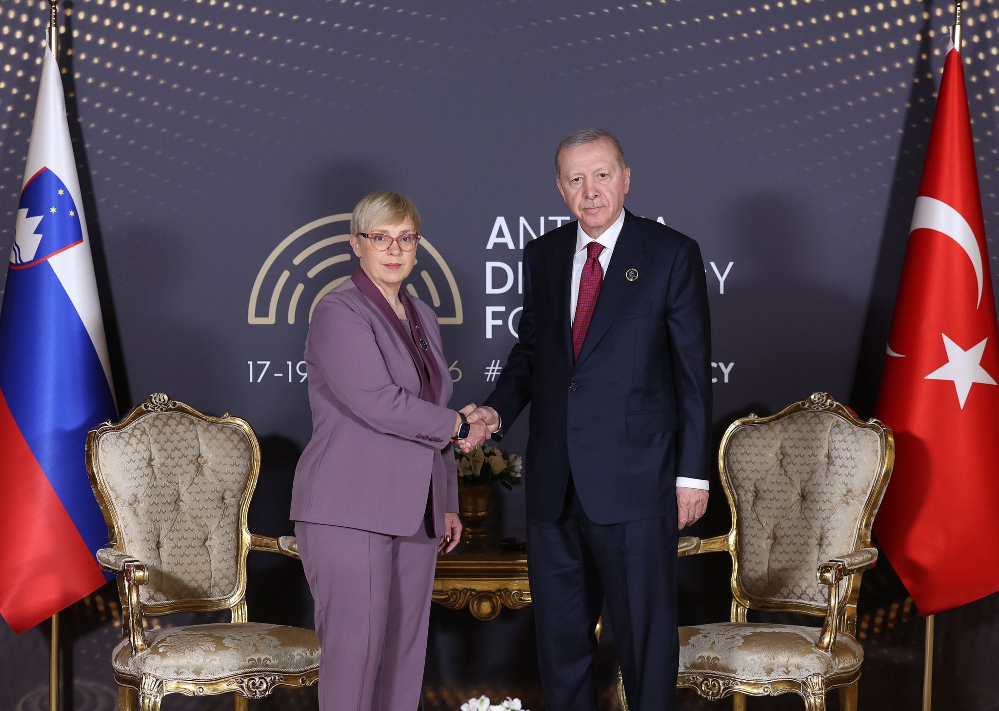 Cumhurbaşkanı Erdoğan, Slovenya Cumhurbaşkanı ile görüştü